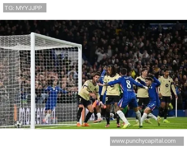 切尔西主场大胜巴萨3-0神奇扑救瞬间点燃全场激情